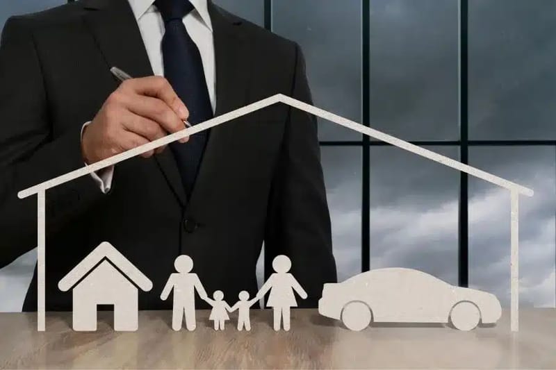 How to Choose the Right Insurance: Essential Tips